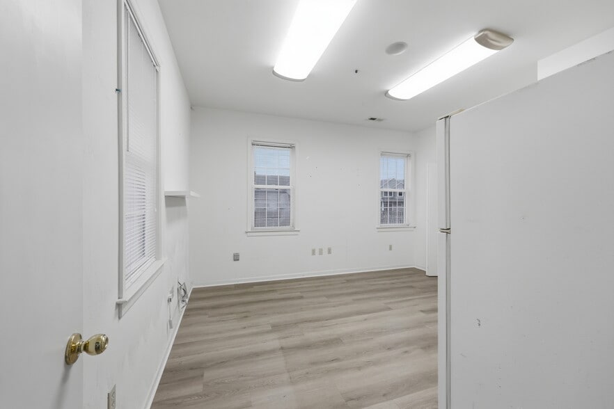More Photos Of 2303 Pruden Blvd, Suffolk Healthcare For Sale