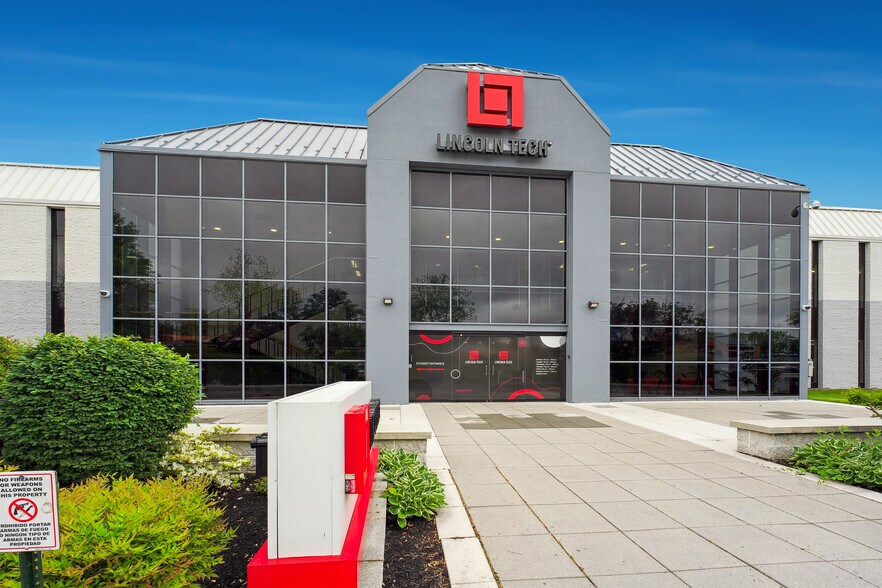 More Photos Of 9325 Snowden River Pky, Columbia Warehouse For Lease