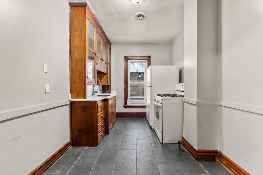 More Photos Of , Buffalo General Retail For Sale