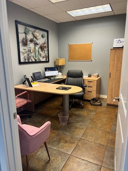 More Photos Of 14641 S Padre Island Dr, Corpus Christi Office Residential For Lease