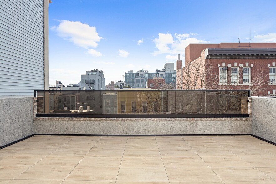 More Photos Of 145 Conselyea St, Brooklyn Multifamily For Sale