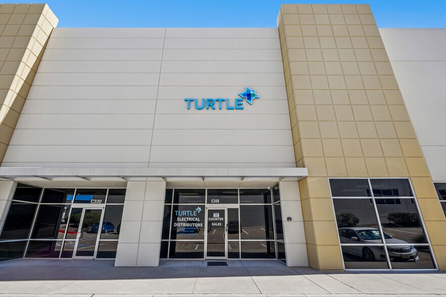 More Photos Of 2251 Picadilly Dr, Austin Warehouse For Lease