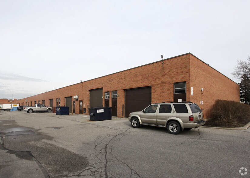 More Photos Of 40 North Rivermede Rd, Concord Distribution For Lease