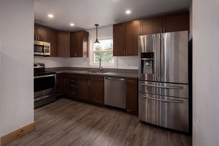 More Photos Of 210 Arlberg Cres, Blue Mountains Specialty For Sale