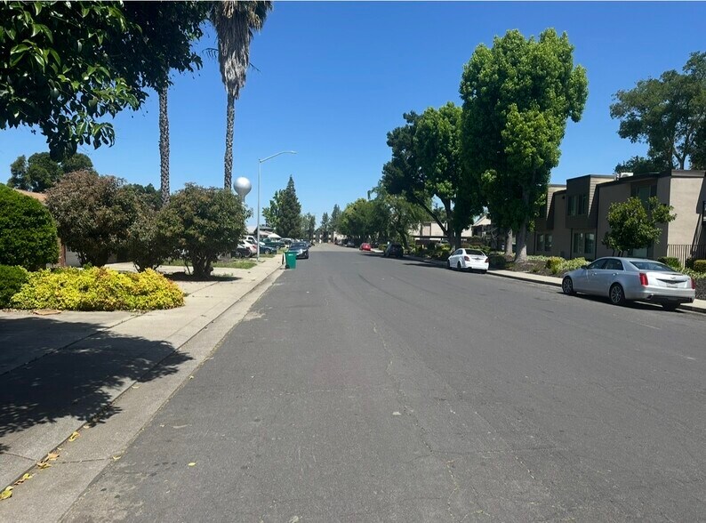 More Photos Of 6215 Morgan Pl, Stockton Multifamily For Sale
