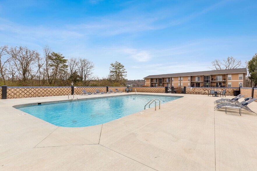 More Photos Of 300 W Midvale Ave, Chattanooga Apartments For Sale