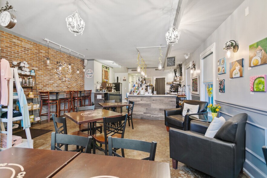 More Photos Of 47 Cordova St, Saint Augustine Restaurant For Sale