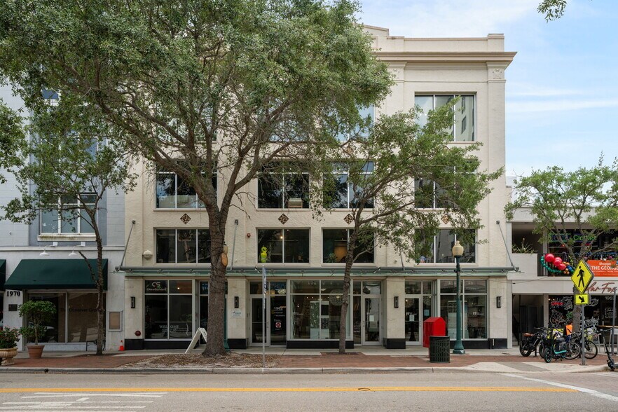 More Photos Of 1962 Main St, Sarasota Office For Sale