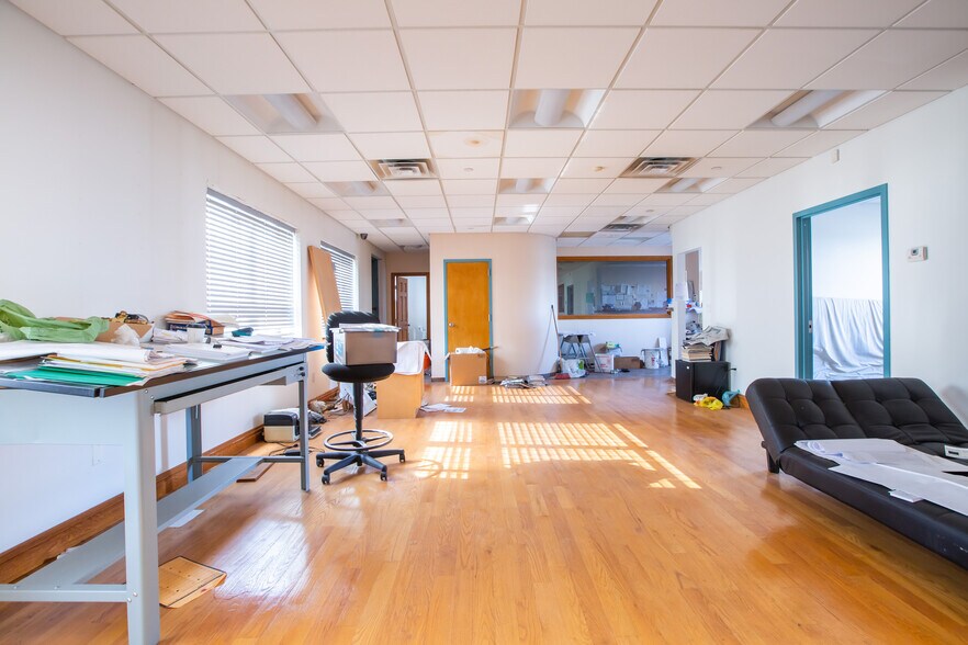 More Photos Of 1652 Atlantic Ave, Brooklyn Warehouse For Sale