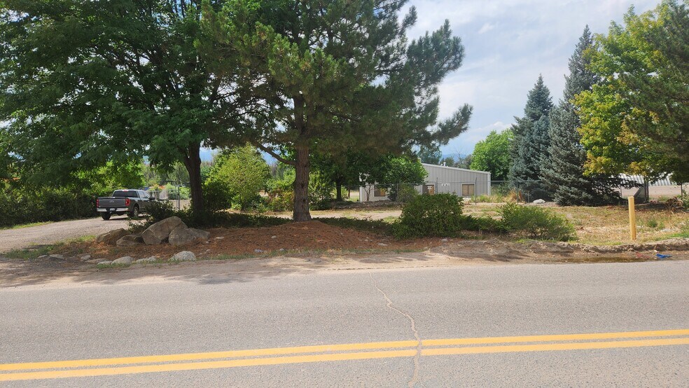 More Photos Of 9761 Titan Park Cir, Littleton Warehouse For Lease