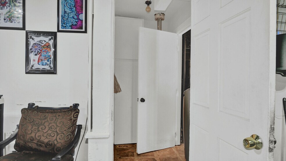 More Photos Of 6072 York Blvd, Los Angeles Storefront Retail Residential For Sale