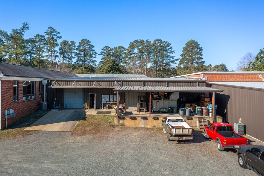 More Photos Of 1434 Farrington Rd, Apex Light Manufacturing For Sale