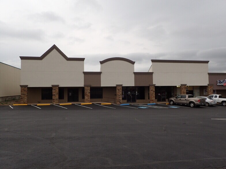 More Photos Of 1104 Highway 16 S, Graham Unknown For Lease