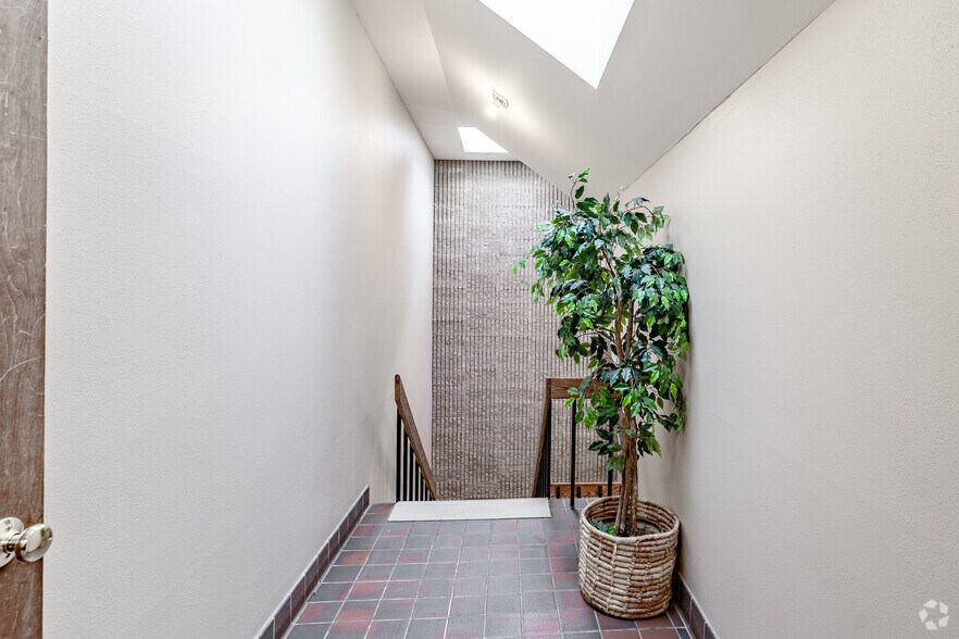 More Photos Of , Walden Office For Sale