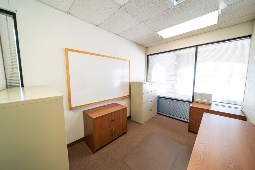 More Photos Of 1550 N Norma St, Ridgecrest Office For Lease
