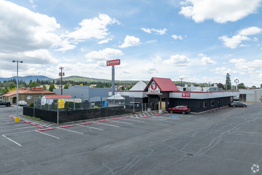 More Photos Of 20 N Raymond Rd, Spokane Restaurant For Sale