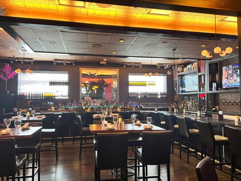 More Photos Of 275 S Ridge St, Rye Town Restaurant For Lease
