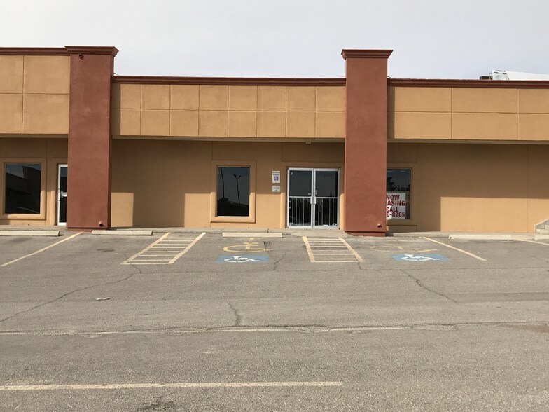 More Photos Of 7924-7934 W Gateway Blvd, El Paso Unknown For Lease
