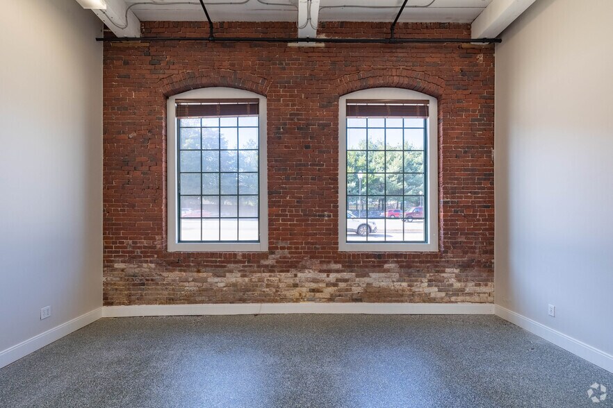 More Photos Of 91-101 Mill St, Dracut Apartments For Lease