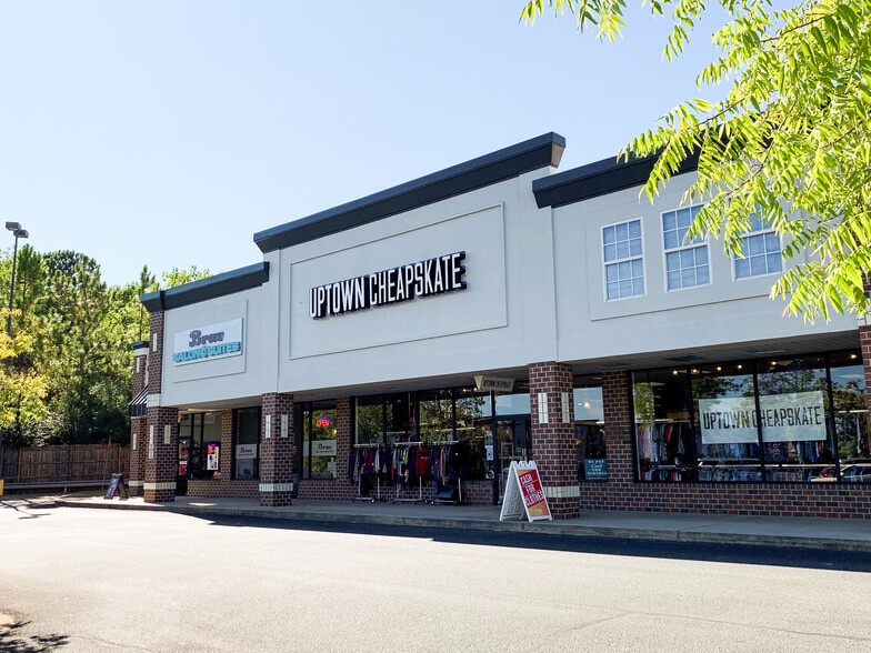 More Photos Of 12184 Highway 92, Woodstock Unknown For Lease