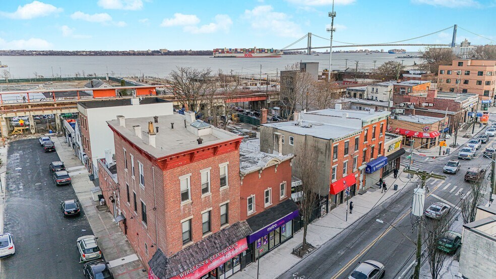 More Photos Of 587 Bay St, Staten Island Storefront Retail Residential For Sale