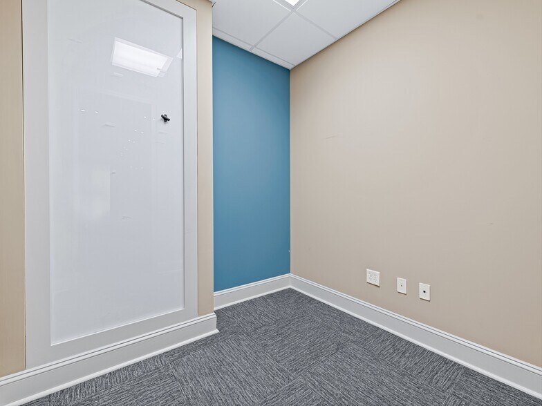 More Photos Of 373 Biltmore Ave, Asheville Medical For Lease