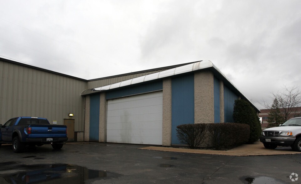 More Photos Of 15765 Annico Dr, Homer Glen Warehouse For Lease