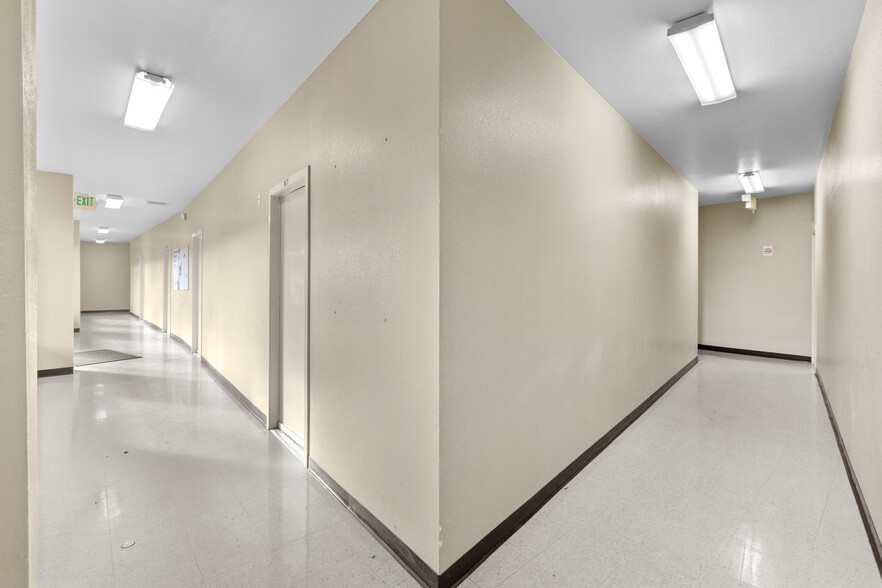 More Photos Of 3608 S 74th St, Tacoma Self Storage For Lease