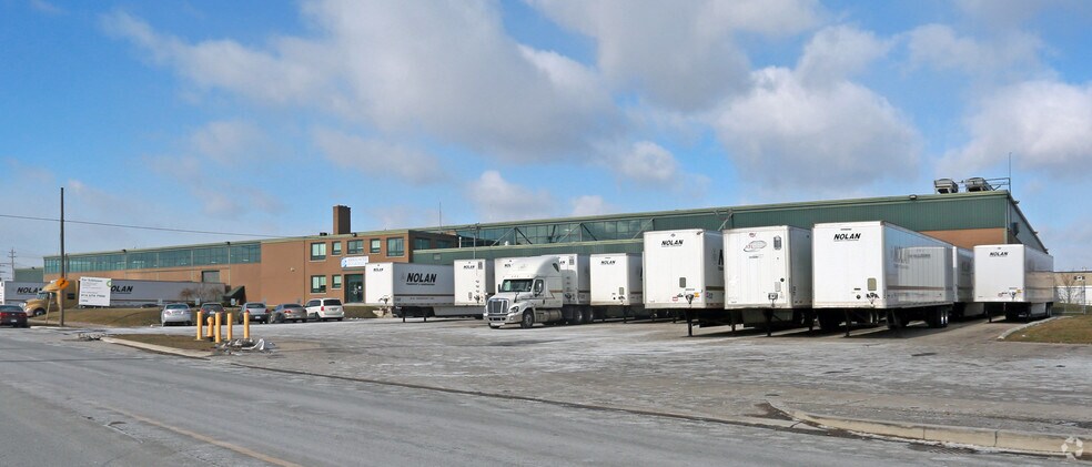 More Photos Of 134 Bethridge Rd, Toronto Warehouse For Lease