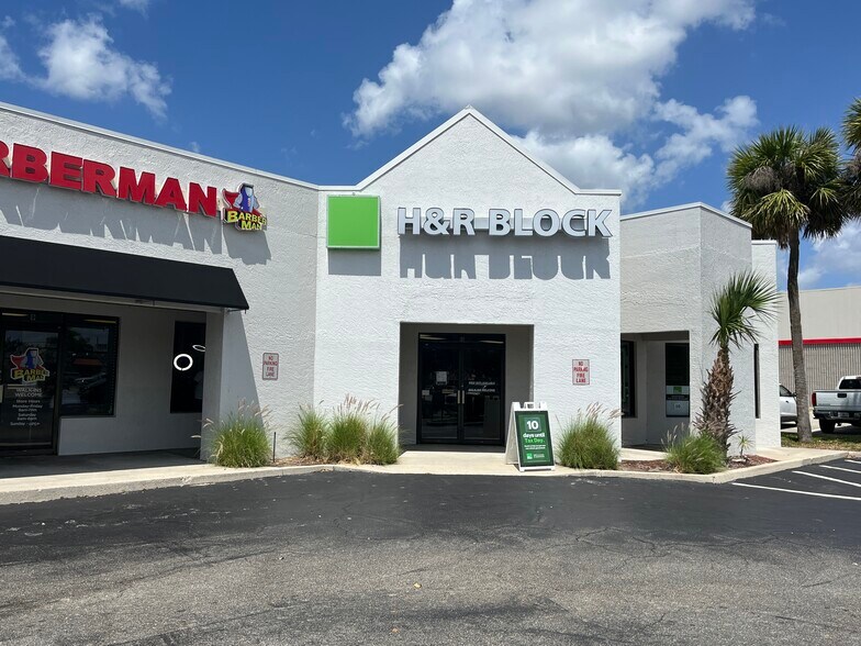 More Photos Of 1338 Del Prado Blvd S, Cape Coral Unknown For Lease