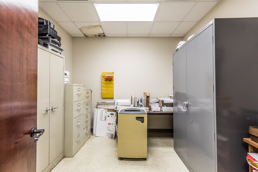 More Photos Of 200-251 Rousseau Rd rd, Youngsville Warehouse For Sale