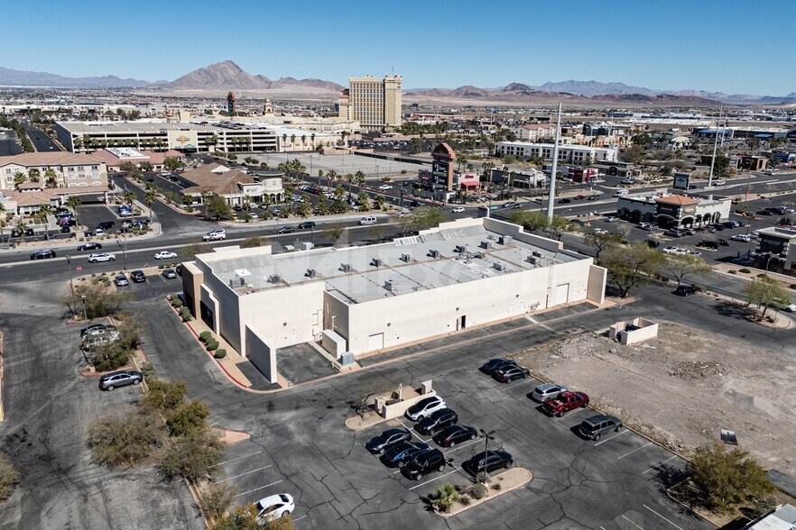 More Photos Of 1331 W Warm Springs Rd, Henderson Restaurant For Sale
