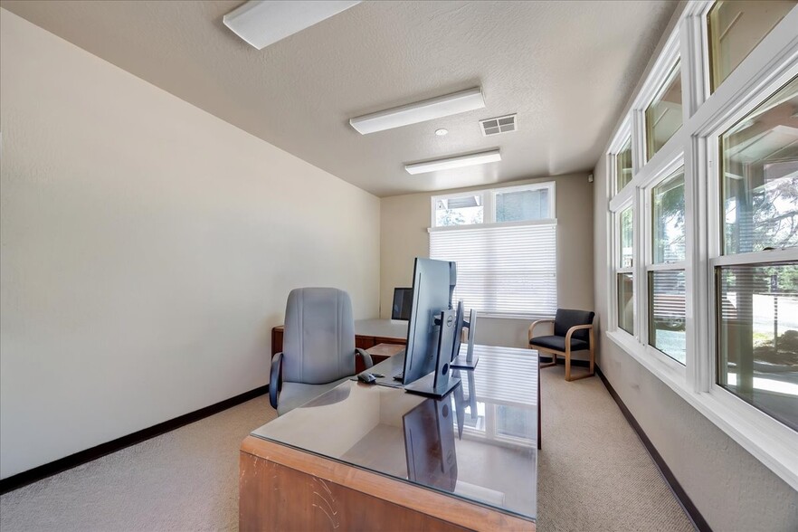 More Photos Of 22709 Twain Harte Dr, Twain Harte Office Residential For Sale