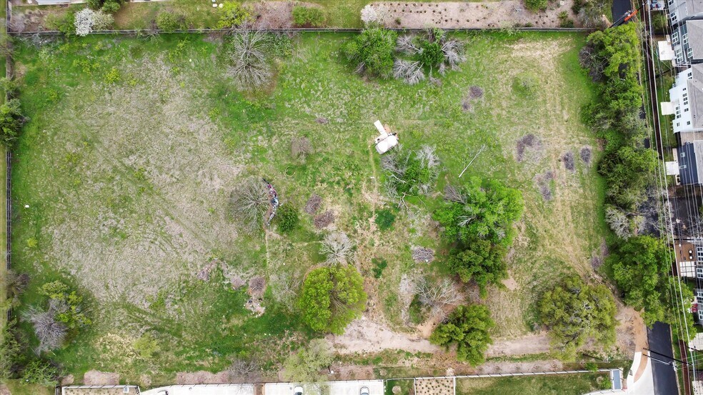 More Photos Of 13641 Rutledge Spur, Austin Land For Sale