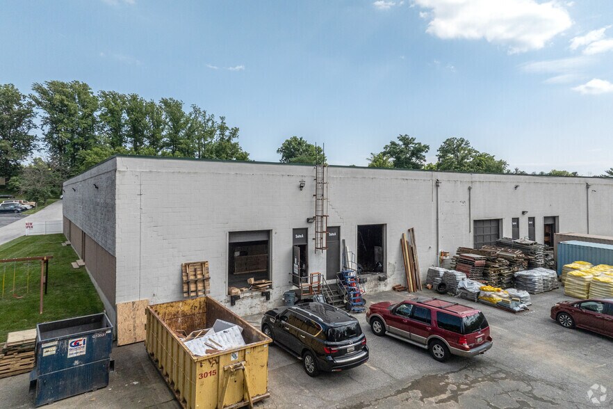 More Photos Of 9033 Red Branch Rd, Columbia Light Distribution For Lease