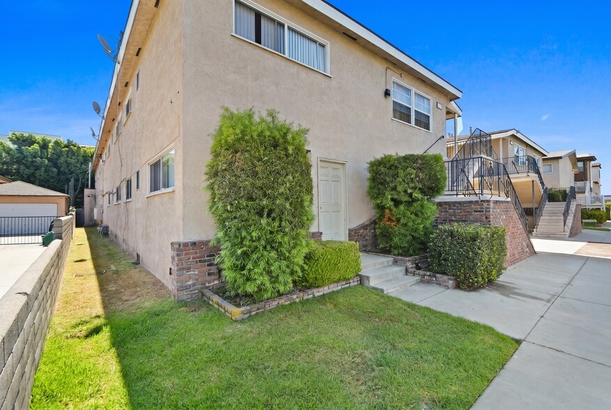More Photos Of 15732 Santa Ana Ave, Bellflower Multifamily For Sale