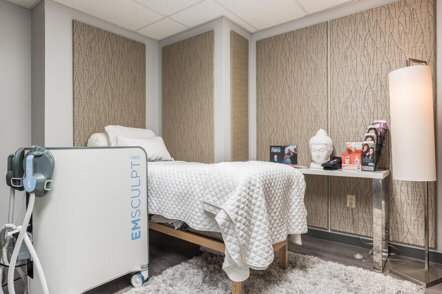 More Photos Of 961 Spring Creek Rd, East Ridge Medical For Lease