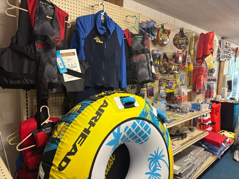 More Photos Of 2745 Shadyside Rd, Findley Lake Marina For Sale