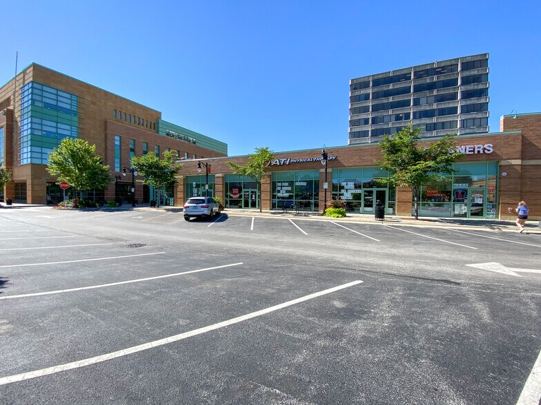 More Photos Of 1525-1535 Ellinwood Ave, Des Plaines Unknown For Lease