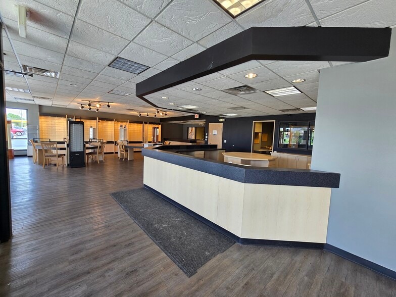 More Photos Of 13400-13480 E 15 Mile Rd, Sterling Heights Unknown For Lease