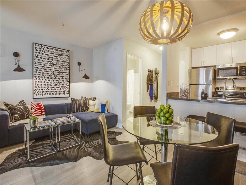 More Photos Of 1745-1750 N Wilcox Ave, Los Angeles Apartments For Sale