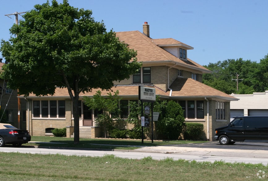 Primary Photo Of 6550 W Forest Home Ave, Milwaukee Coworking Space