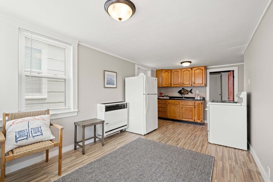More Photos Of 14 Vermont St, Salisbury Multifamily For Sale