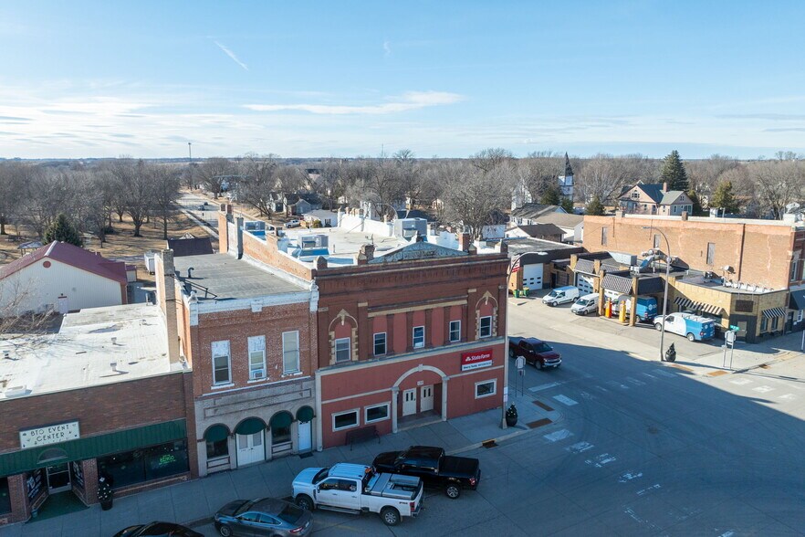 More Photos Of 138 N Main St, Janesville Storefront Retail Residential For Sale