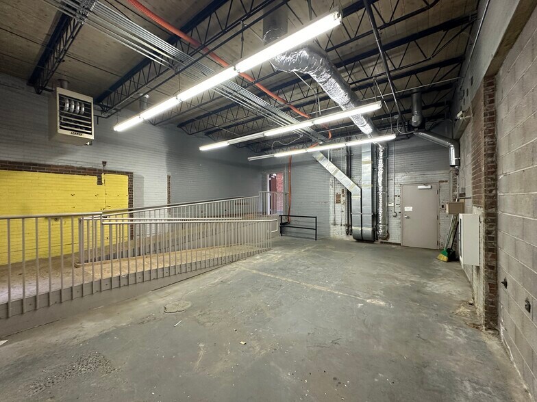 More Photos Of 1028 Acoma St, Denver General Retail For Lease