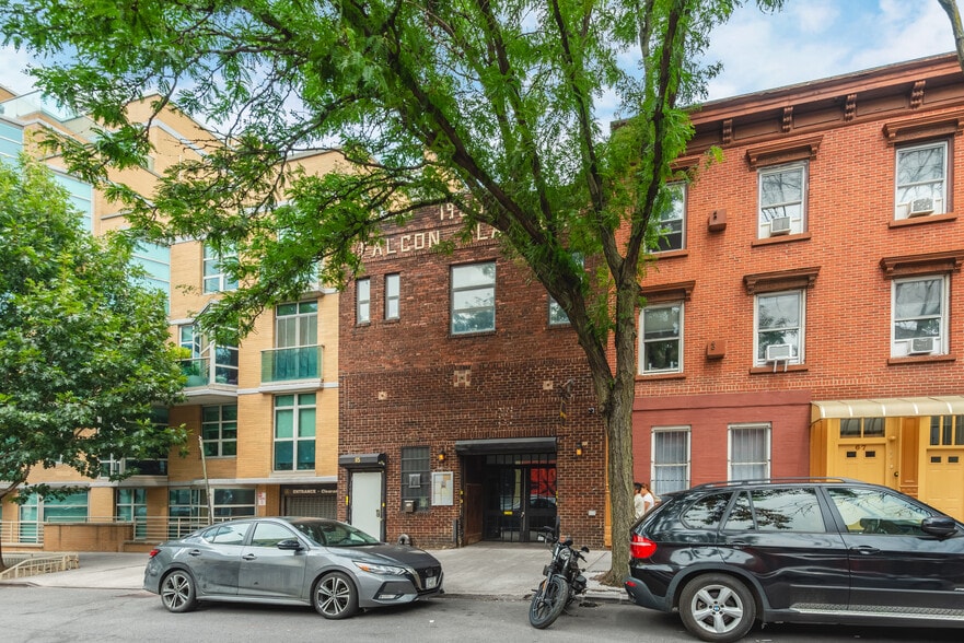 More Photos Of 65 N 7th St, Brooklyn Warehouse For Sale