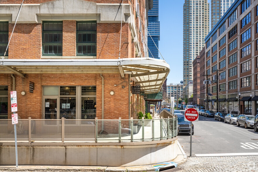 More Photos Of 140 Bay St, Jersey City Apartments For Lease