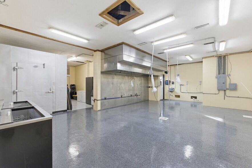 More Photos Of 275 Timber Island Rd, Carrabelle Restaurant For Sale