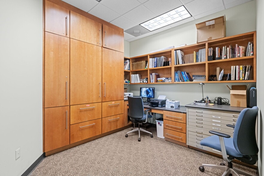 More Photos Of 5011 Departure Dr, Raleigh Showroom For Sale
