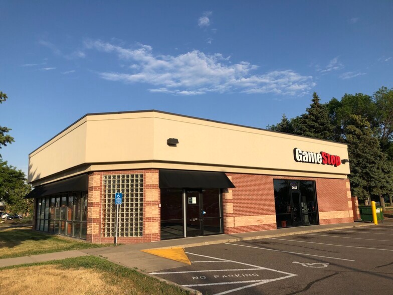 More Photos Of 7657 Jolly Ln, Brooklyn Park General Retail For Lease